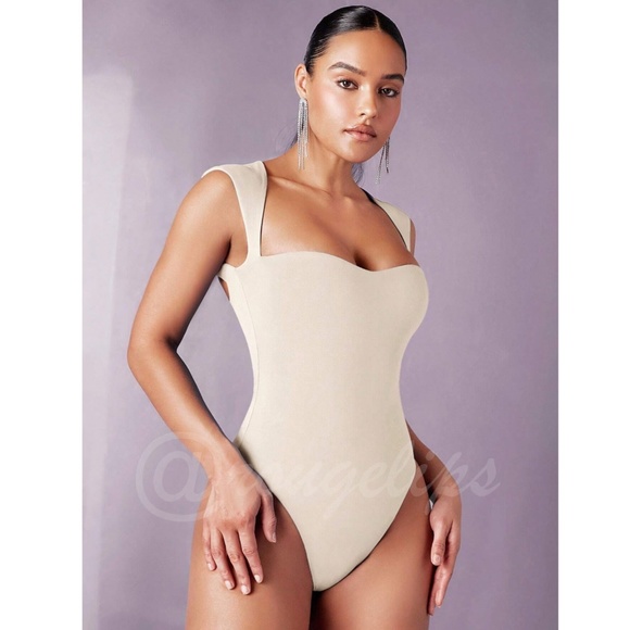 Beige Slim Fit Bodysuit Sweetheart Décolleté Neckline - Picture 6 of 8